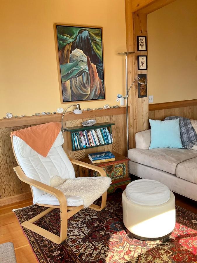 Blitz Beach House Oceanside Suite Powell River Eksteriør billede